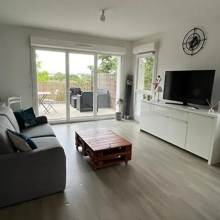 St Nazaire Proche Apartment